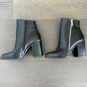 Ankle boots